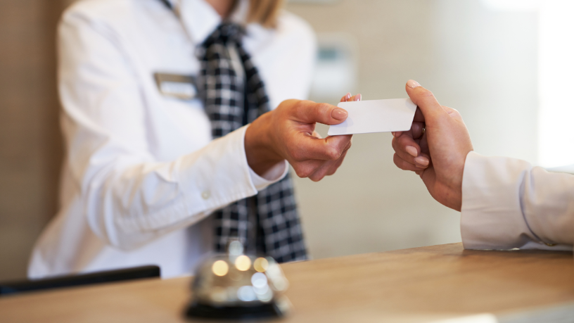 Atendimento ao hóspede é com a Checkin Adm — do Booking à devolução das chaves.