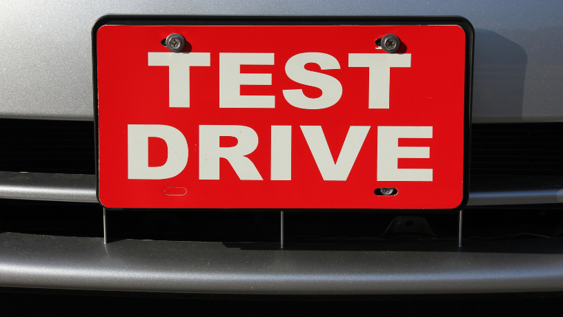 Comprar com segurança é possível: confira as dicas de David do Prado para um test drive eficiente.